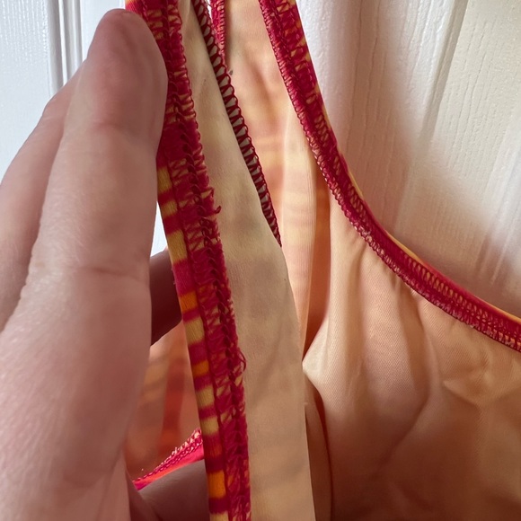 Lands End Size 18 Swim Tank w/ Shelf Bra - Picture 3 of 4